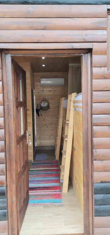 Bungalow 3 With 1 Room 塞拉耶佛 外观 照片
